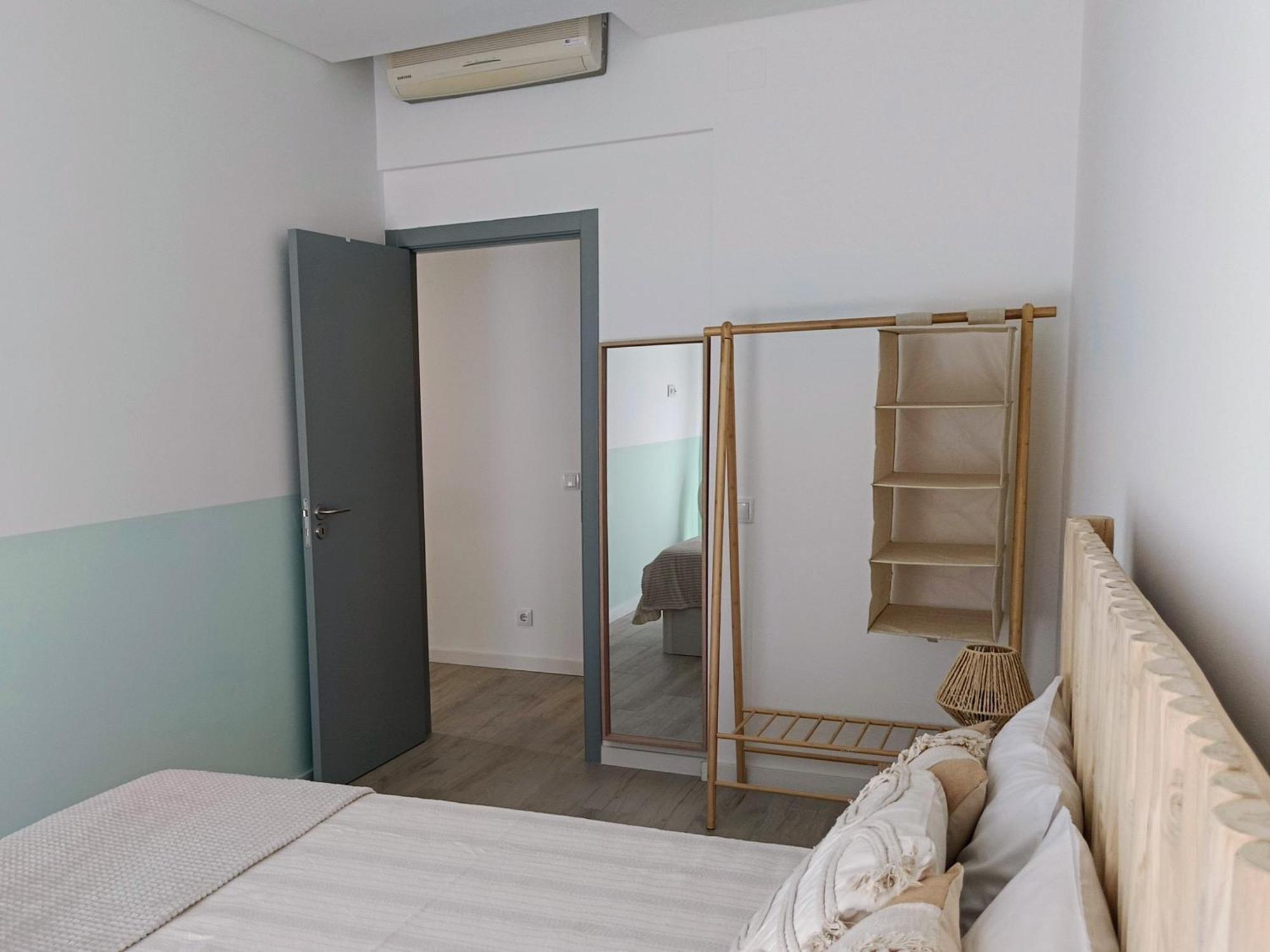 Grey And Green, Modern 2-bedroom Apartment, Ac, Location At Faro's Historic Centre * Distrikt Faro