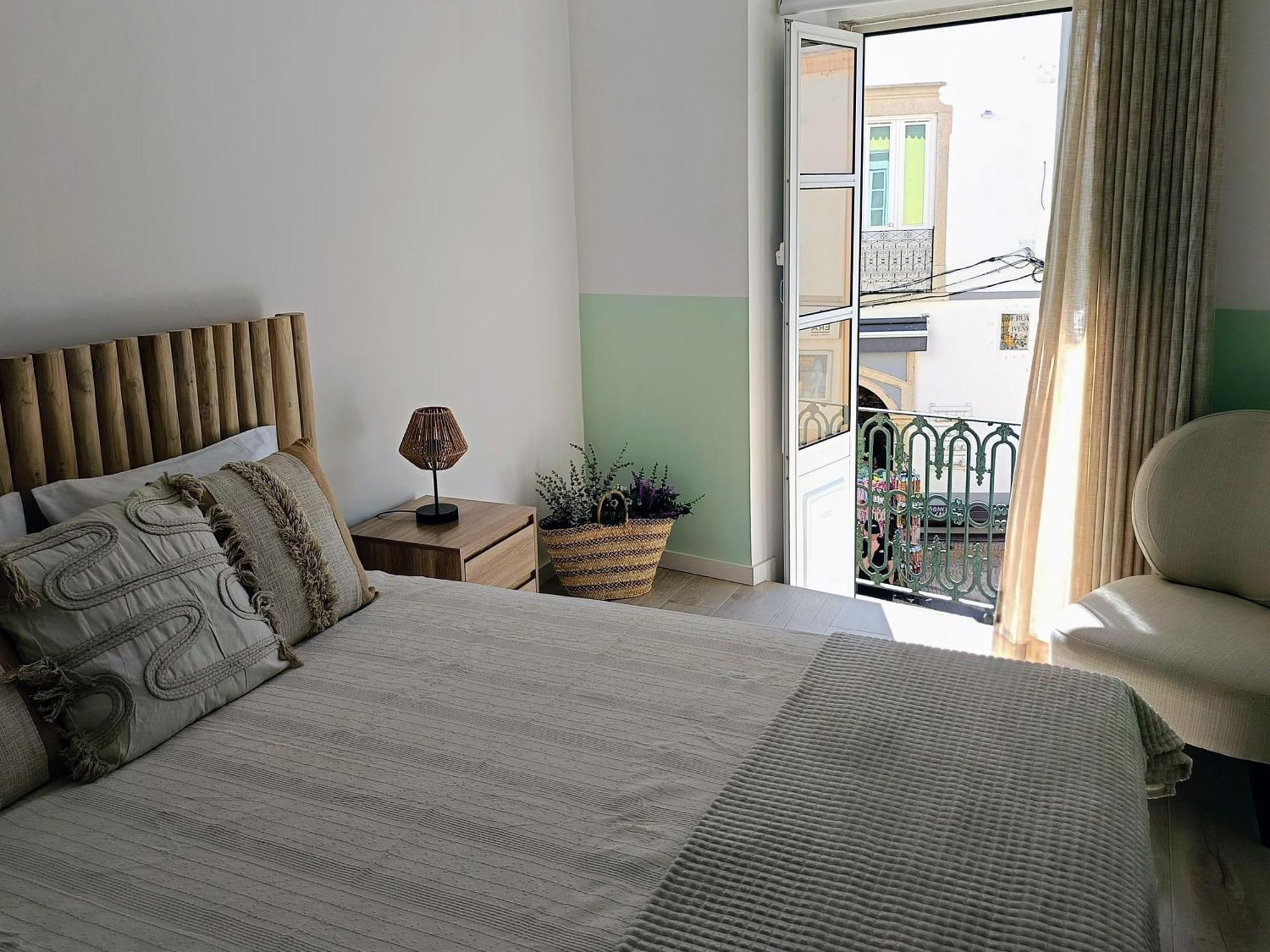 Grey And Green, Modern 2-bedroom Apartment, Ac, Location At Faro's Historic Centre * Distrikt Faro