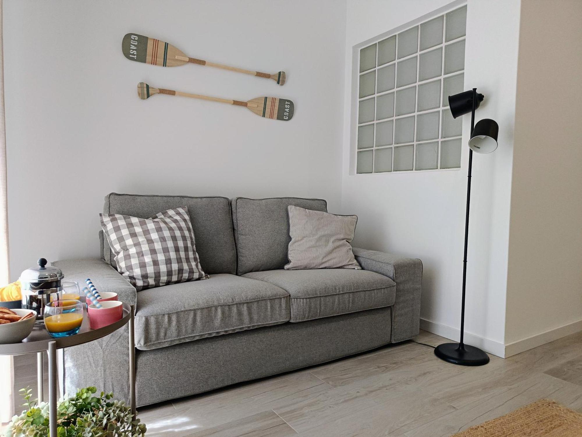 Grey And Green, Modern 2-bedroom Apartment, Ac, Location At Faro's Historic Centre Apartment *