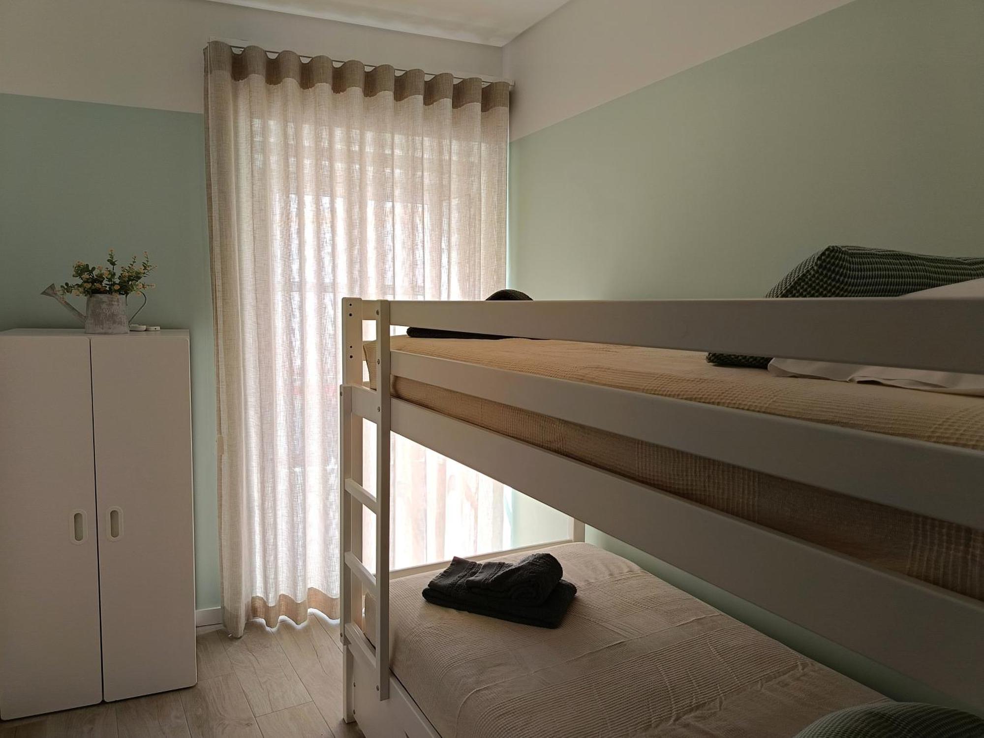 Grey And Green, Modern 2-bedroom Apartment, Ac, Location At Faro's Historic Centre Apartment